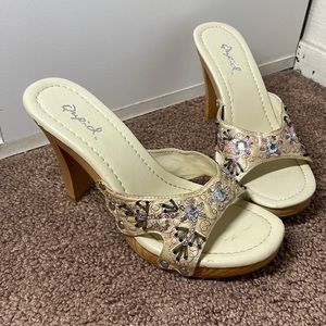 Wooden Heels with sequin details